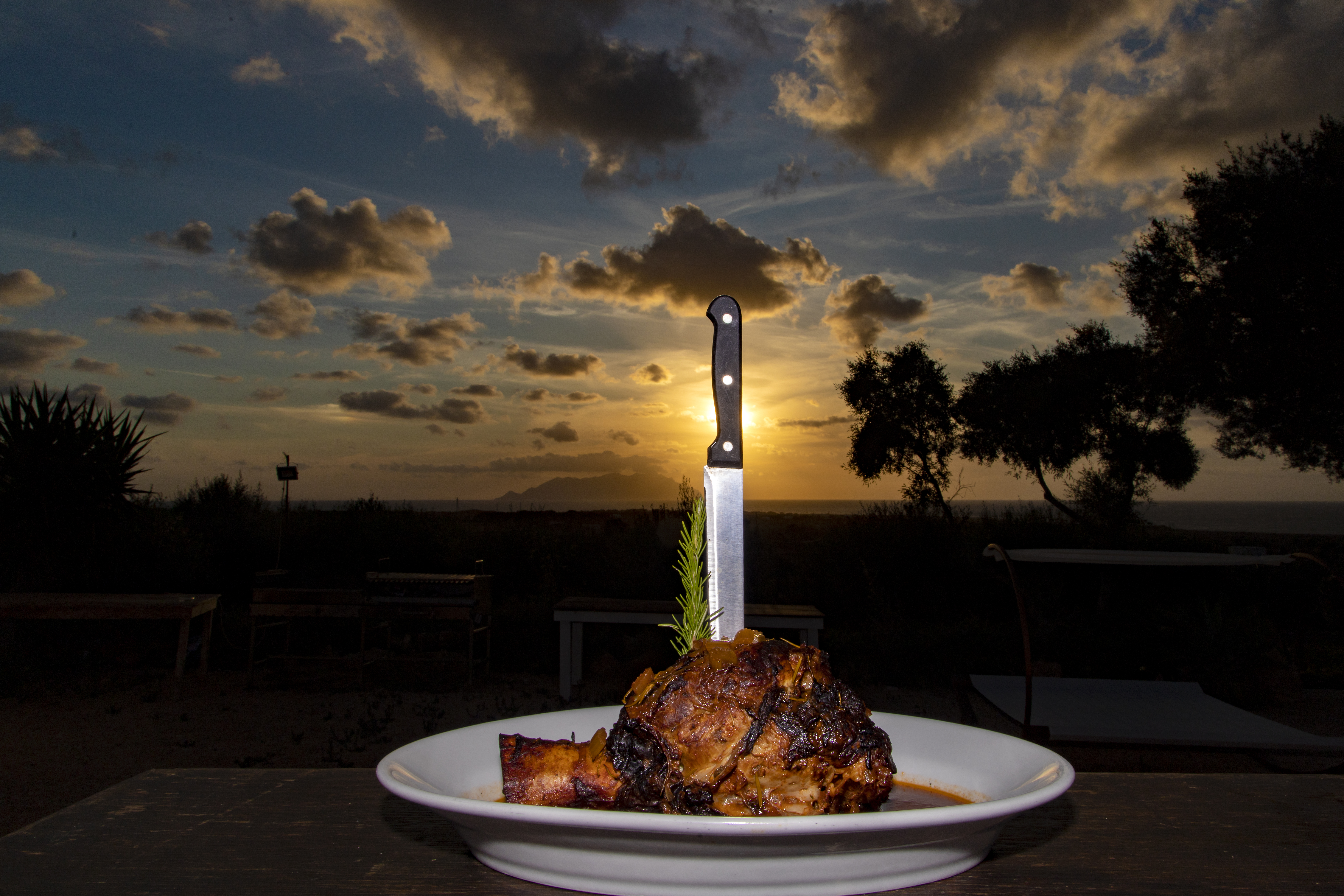 Ristorante Favignana Alencio Bistrot cena vista mare tramonto Marettimo cucina siciliana